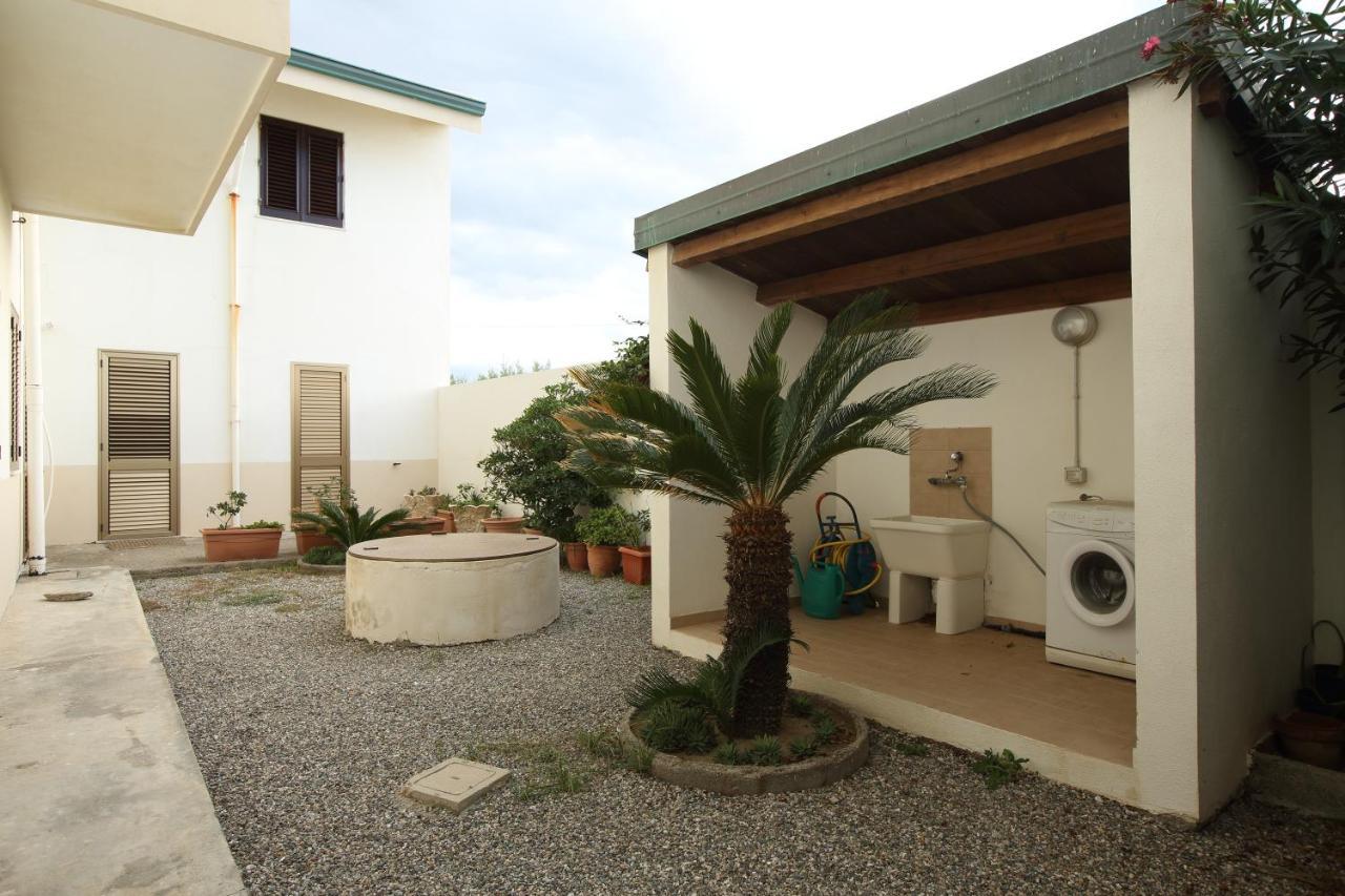 Cannotta Beach - Stromboli Terme Vigliatore Bagian luar foto